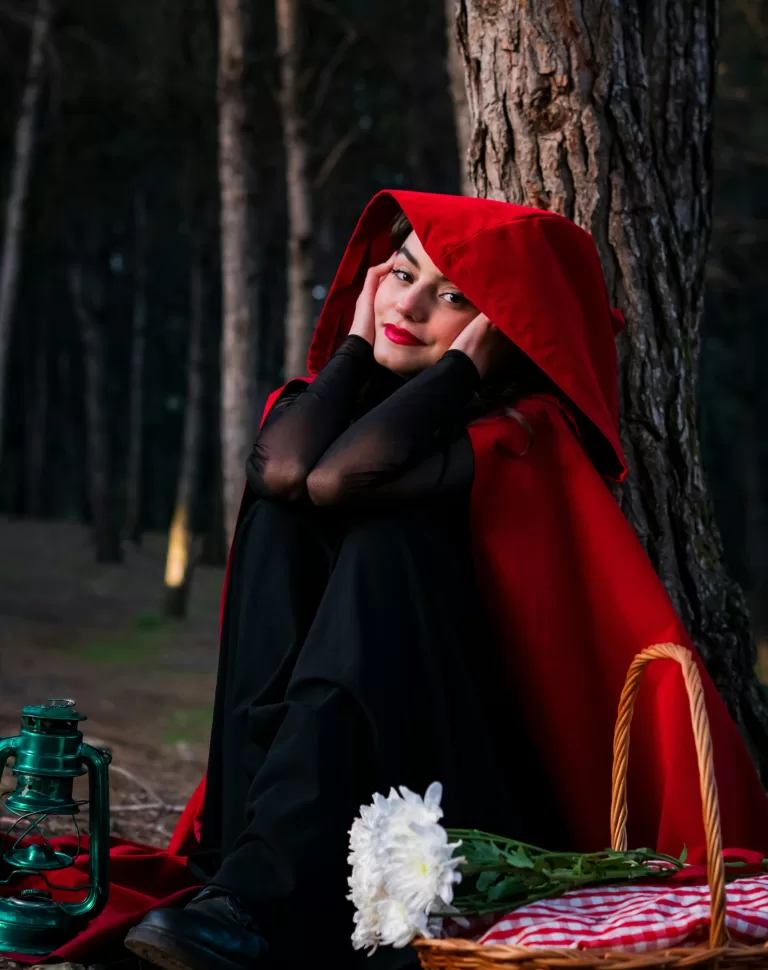 Snow White (2025): A Modern Reimagining That Misses the Mark